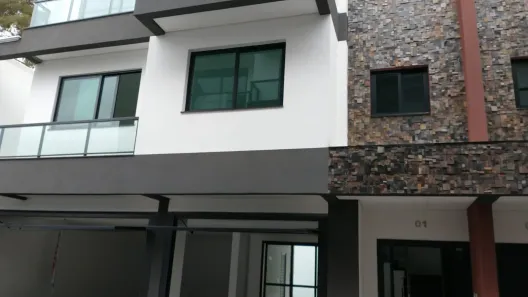 Sobrado com 4 Quartos à venda, 400m² no Vila Albertina, São Paulo