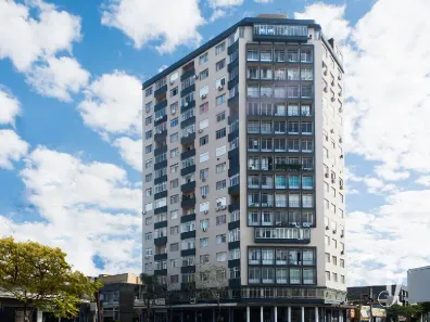 Apartamento com 3 Quartos à venda, 121m² no Floresta, Porto Alegre