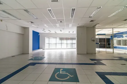 Ponto Comercial para alugar, 323m² no Mirandópolis, São Paulo