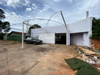 Sala Comercial para alugar, 180m² no Coronel Antonino, Campo Grande