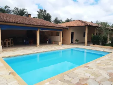 Fazenda/Sítio com 4 Quartos à venda, 180m² no Boa Vista, Limeira