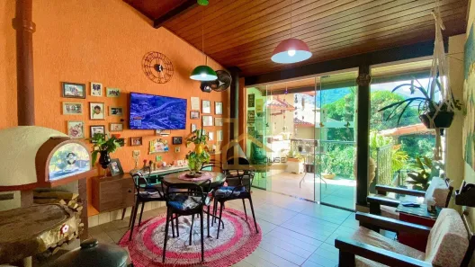 Casa de Condomínio com 3 Quartos à venda, 179m² no Vargem Grande, Teresópolis