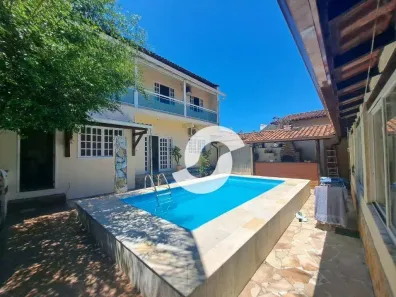 Casa com 4 Quartos à venda, 254m² no Itaipu, Niterói