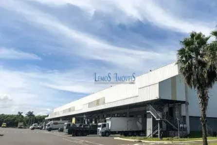 Galpão/Depósito/Armazém para alugar, 1693m² no Ancuri, Fortaleza
