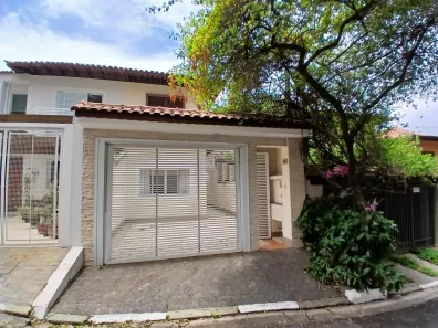 Casa de Condomínio com 3 Quartos para alugar, 200m² no Jardim Olympia, São Paulo