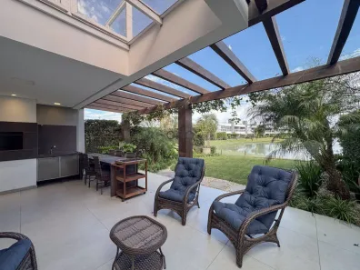 Casa de Condomínio com 4 Quartos à venda, 349m² no XANGRI-LÁ, Xangri-lá