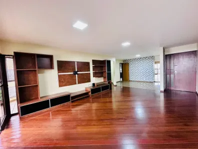 Apartamento com 4 Quartos para alugar, 179m² no Setor Sudoeste, Brasília