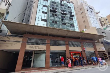 Sala Comercial para alugar, 30m² no Centro, Florianópolis