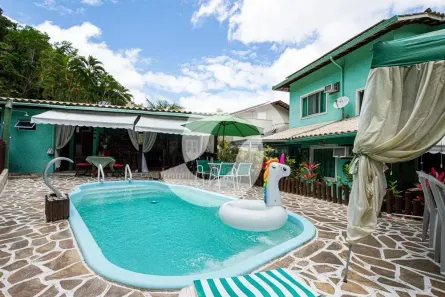 Casa de Condomínio com 3 Quartos à venda, 185m² no Serra Grande, Niterói