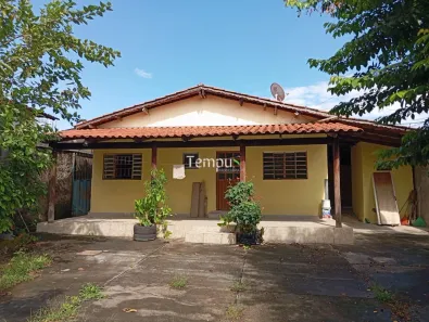 Casa com 3 Quartos à venda, 120m² no Água Branca, Goiânia