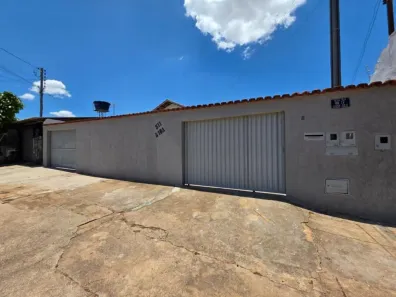 Casa com 2 Quartos à venda, 113m² no Jardim Mont Serrat, Aparecida de Goiânia