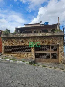 Sobrado com 3 Quartos à venda, 161m² no Jardim Neila, São Paulo