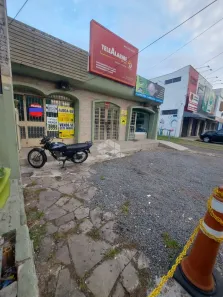 Casa com 5 Quartos à venda, 327m² no Passo da Areia, Porto Alegre