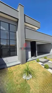 Casa com 3 Quartos à venda, 210m² no Jardim Balneário Meia Ponte, Goiânia
