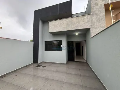 Casa com 2 Quartos à venda, 125m² no Jardim Montecatini, Londrina