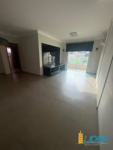 Apartamento com 3 Quartos para alugar, 120m² no Tabajaras, Uberlândia