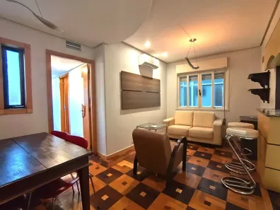 Apartamento com 2 Quartos para alugar, 52m² no Centro Histórico, Porto Alegre