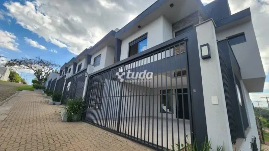 Casa com 3 Quartos à venda, 119m² no Petrópolis, Novo Hamburgo