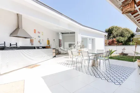 Casa com 3 Quartos à venda, 300m² no Pacaembu, São Paulo