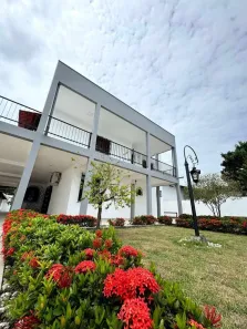 Casa de Condomínio com 4 Quartos à venda, 400m² no Chapada, Manaus