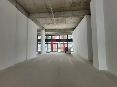Ponto Comercial para alugar, 94m² no Condomínio Royal Park, São José dos Campos