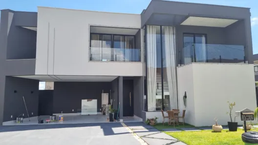 Casa de Condomínio com 5 Quartos à venda, 272m² no Jardins Barcelona, Senador Canedo