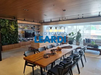Apartamento com 4 Quartos à venda, 195m² no Vila Romana, São Paulo