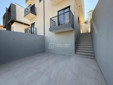 Casa com 2 Quartos à venda, 65m² no Jardim Santo Antônio, Atibaia