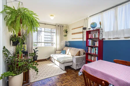 Apartamento com 2 Quartos à venda, 85m² no Centro, Curitiba
