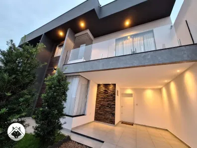 Sobrado com 3 Quartos à venda, 99m² no Itacolomi, Balneário Piçarras
