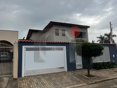 Sobrado com 4 Quartos à venda, 294m² no Vila Avaí, Indaiatuba