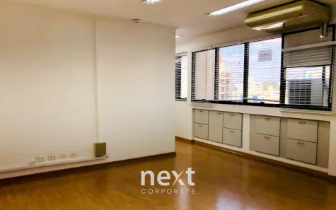 Sala Comercial com 3 Quartos para alugar, 70m² no Cambuí, Campinas