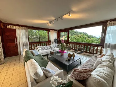 Casa de Condomínio com 4 Quartos para alugar, 300m² no Mombaça, Angra dos Reis