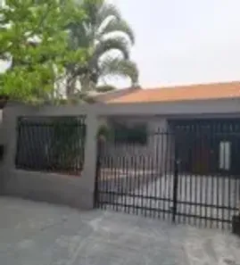 Casa com 2 Quartos à venda, 109m² no Colúmbia, Londrina