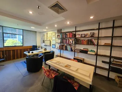 Sala Comercial com 2 Quartos à venda, 56m² no Moinhos de Vento, Porto Alegre
