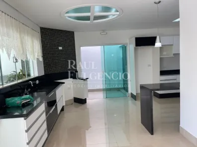 Casa de Condomínio com 3 Quartos à venda, 280m² no Setor 4, Ibiporã