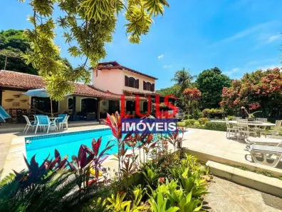 Casa com 4 Quartos à venda, 450m² no Itaipu, Niterói