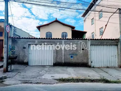 Casa com 2 Quartos à venda, 110m² no Duque de Caxias, Betim