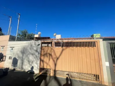 Casa com 2 Quartos à venda, 68m² no Vila Nogueira, Campo Grande