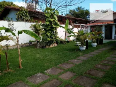 Imóvel Comercial com 3 Quartos à venda, 130m² no Centro, Caraguatatuba