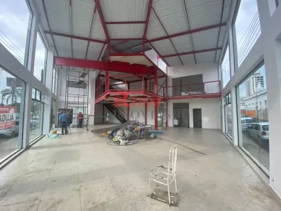 Ponto Comercial para alugar, 309m² no Zona Central, Rio Claro