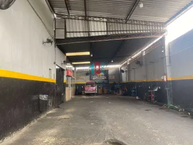 Galpão/Depósito/Armazém à venda, 225m² no Bangu, Rio de Janeiro