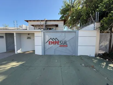 Casa com 3 Quartos para alugar, 174m² no Plano Diretor Sul, Palmas
