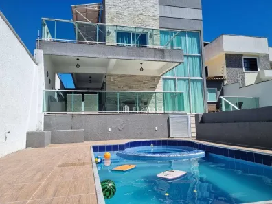 Casa com 5 Quartos à venda, 262m² no Edson Queiroz, Fortaleza