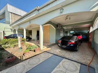 Casa com 5 Quartos à venda, 500m² no Novo Aleixo, Manaus