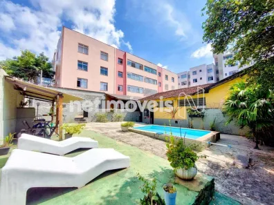 Casa com 4 Quartos à venda, 550m² no Coração Eucarístico, Belo Horizonte