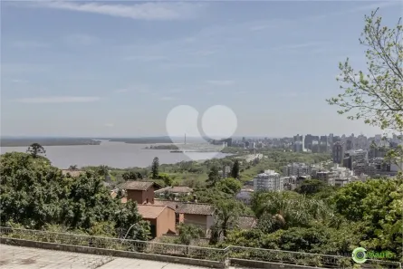Casa de Condomínio com 4 Quartos à venda, 195m² no Menino Deus, Porto Alegre