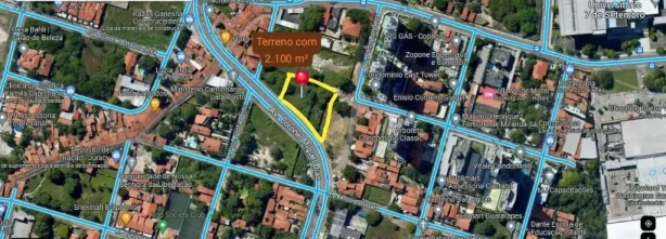 Lote/Terreno à venda, 2100m² no Guararapes, Fortaleza