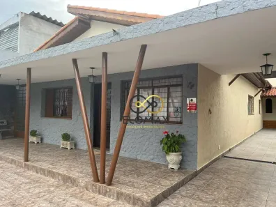 Casa com 3 Quartos à venda, 240m² no Vila Galvão, Guarulhos