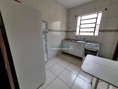 Apartamento com 2 Quartos para alugar, 62m² no Vila Eunice Nova, Cachoeirinha